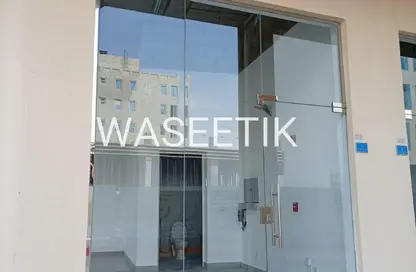 Shop - Studio - 1 Bathroom for rent in West Walk - Al Waab - Doha