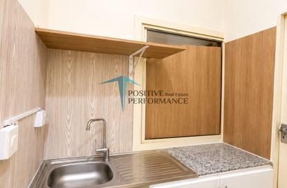 Apartment - Studio - 1 for rent in New Salata - Salata - Doha