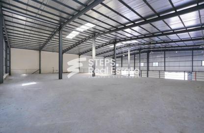 Warehouse - Studio - 1 Bathroom for rent in East Industrial Street - Birkat Al Awamer - Al Wakra