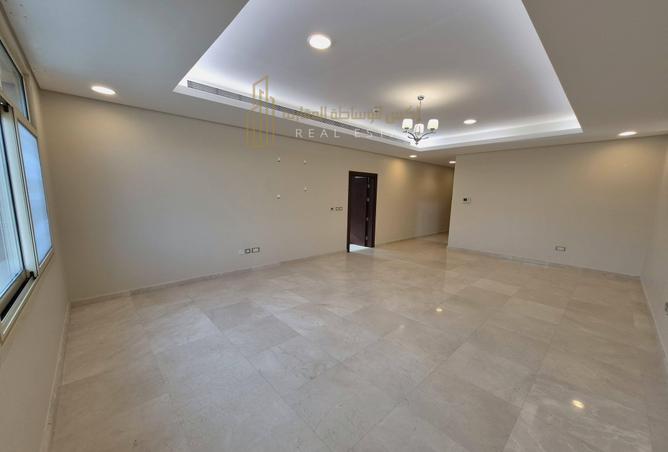 52045876 - صورة العقار 3