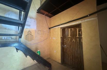 Shop - Studio - 1 Bathroom for rent in Ammar Bin Yasser Street - Al Aziziyah - Doha Shop - Studio - 1 Bathroom for rent in Ammar Bin Yasser Street - Al Aziziyah - Doha