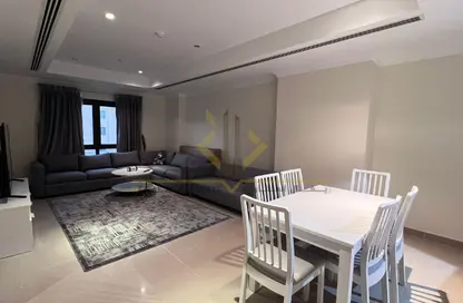 Apartment - 1 Bedroom - 2 Bathrooms for rent in West Porto Drive - Porto Arabia - The Pearl Island - Doha
