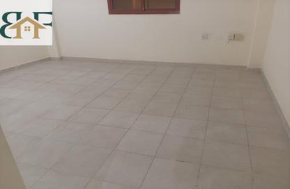 Apartment - 2 Bedrooms - 2 Bathrooms for rent in Al Mansoura - Doha