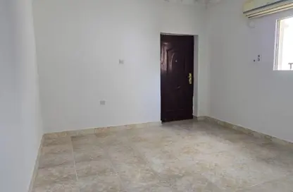Apartment - 1 Bedroom - 1 Bathroom for rent in Al Aziziyah - Doha