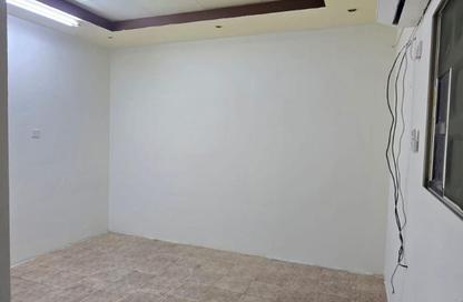 Apartment - 1 Bedroom - 1 Bathroom for rent in Al Aziziyah - Doha