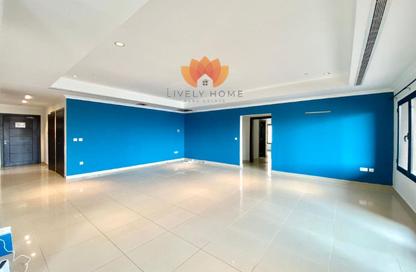 Apartment - 3 Bedrooms - 4 Bathrooms for rent in East Porto Drive - Porto Arabia - The Pearl Island - Doha