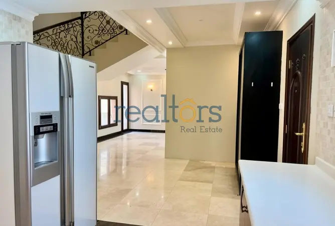 63862213 - Property Image 3