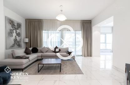 Apartment - 3 Bedrooms - 5 Bathrooms for rent in West Bay Tower - West Bay - West Bay - Doha