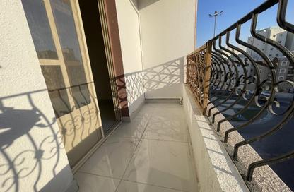 Apartment - 3 Bedrooms - 3 Bathrooms for rent in Muntazah 7 - Al Muntazah - Doha