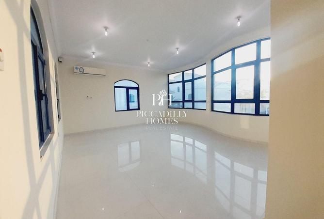 52501143 - Property Image 2