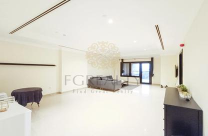 Apartment - 1 - 2 for sale in West Porto Drive - Porto Arabia - The Pearl Island - Doha
