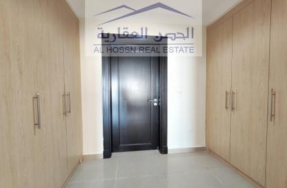 Apartment - 1 Bedroom - 2 Bathrooms for rent in Tuscan Tower - Porto Arabia - The Pearl Island - Doha