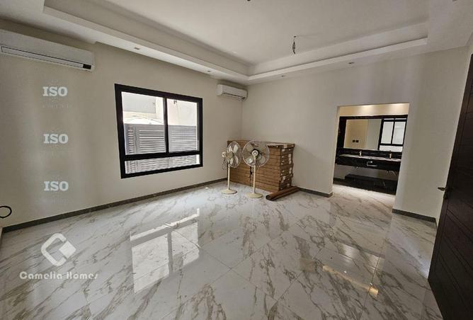 1001599 - Property Image 2