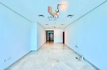 Apartment - 1 Bedroom - 2 Bathrooms for rent in Zig Zag Tower B - Zig Zag Towers - West Bay - Doha