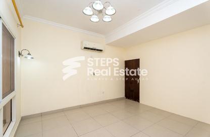 مجمع سكني - 5 - 6 للايجار في الوكير - الوكير - الوكرة