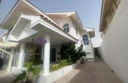 Villa - Studio - 5 Bathrooms for rent in Salata Villas - Salata - Doha