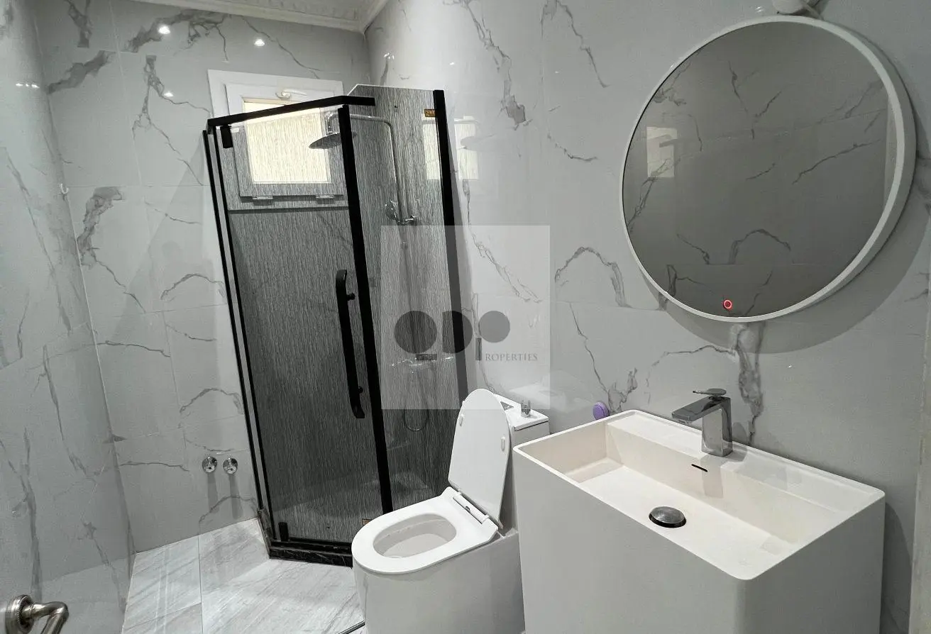 63313987 - Property Main Image