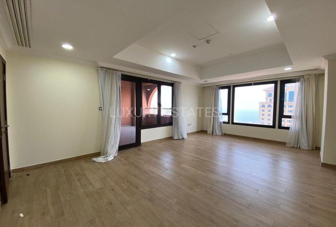 61282132 - Property Main Image