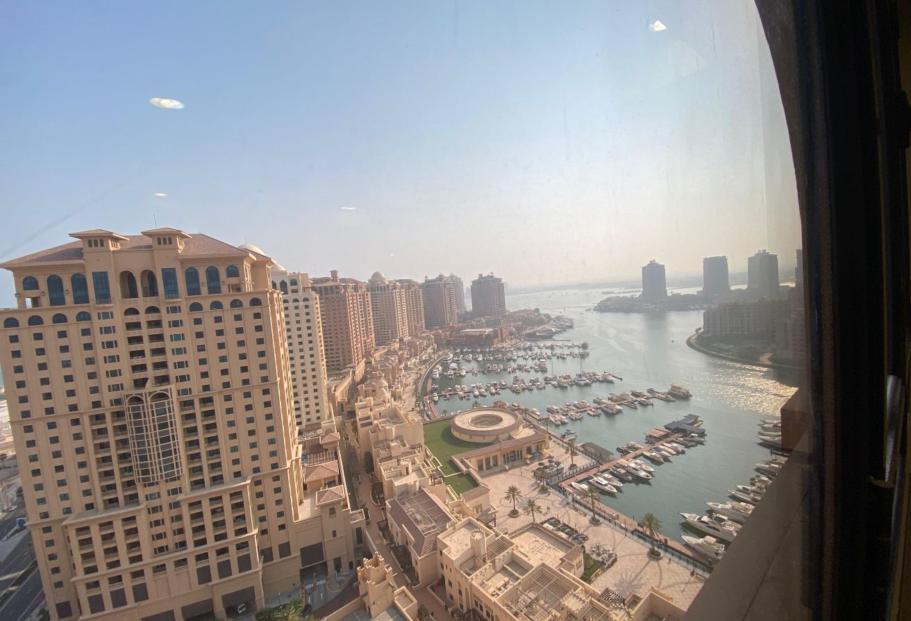 High-Floor 2 BHK S.F Apartment | Balcony | 9,999qr thumbnail 7