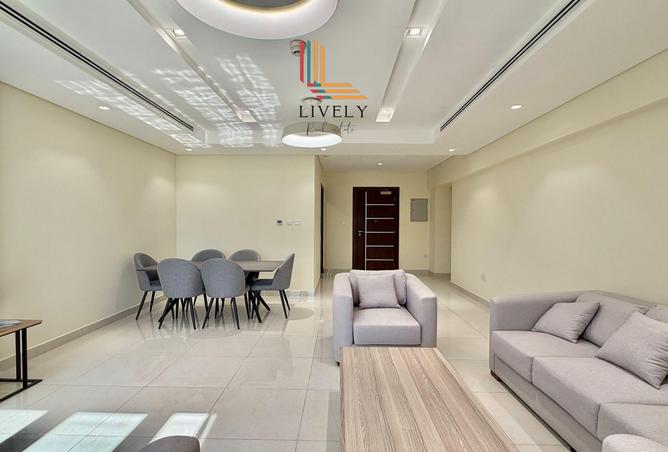 1002876 - Property Image 2