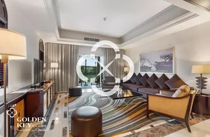 Villa - 3 Bedrooms - 4 Bathrooms for rent in Viva West - Viva Bahriyah - The Pearl Island - Doha