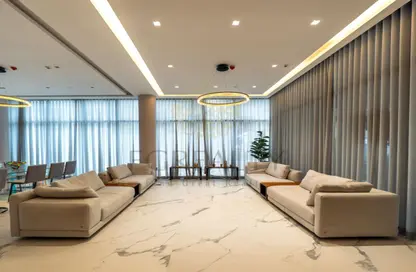 مجمع سكني - 7 غرف نوم للبيع في فيلات جاردينو - جزيرة اللؤلؤة - الدوحة