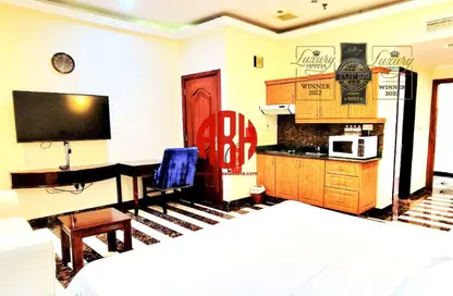 Apartment - Studio - 1 Bathroom for rent in Banks street - Musheireb - Doha