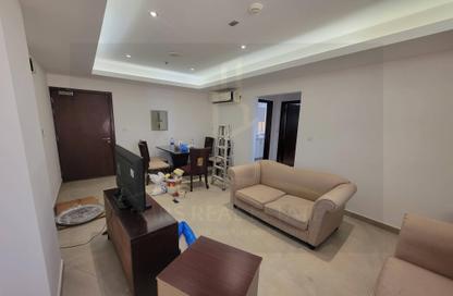 Apartment - 1 Bedroom - 1 Bathroom for rent in Umm Ghwailina Comm - Umm Ghuwalina - Umm Ghuwailina - Doha