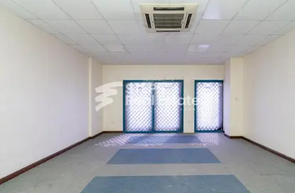 Office Space - 1 Bedroom - 2 Bathrooms for rent in Salwa Commercial Building - Salwa Road - Doha