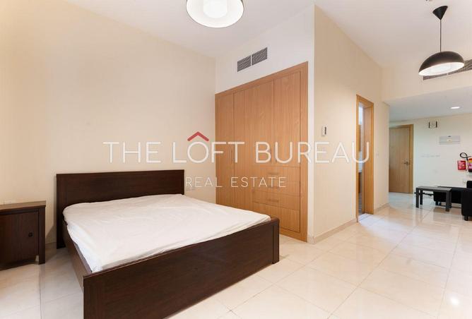 54877449 - Property Main Image