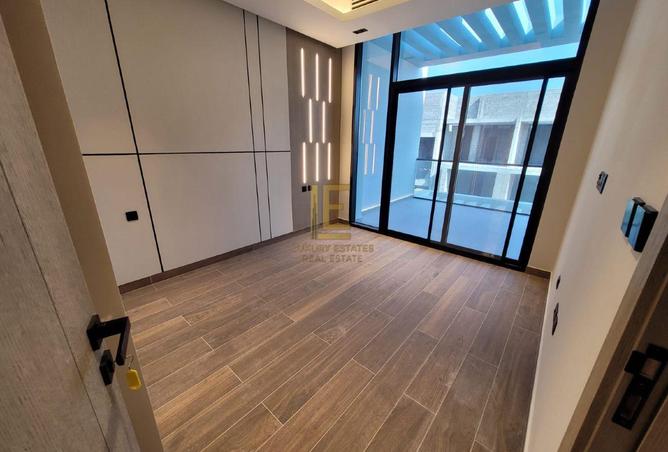 53377280 - صورة العقار 3