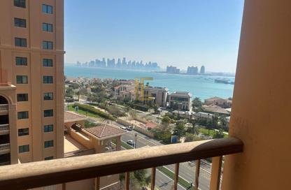 Apartment - 1 Bedroom - 2 Bathrooms for rent in West Porto Drive - Porto Arabia - The Pearl Island - Doha