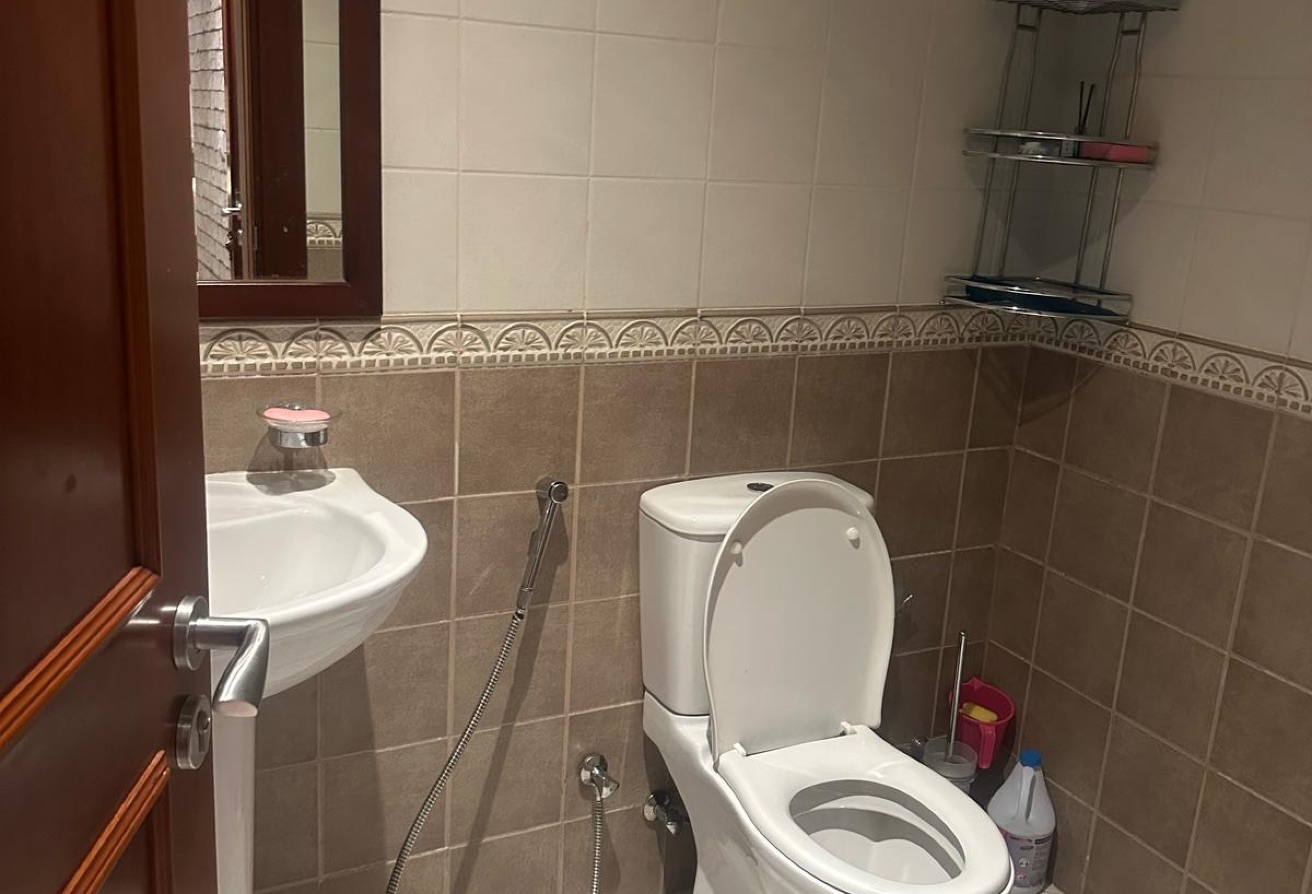 1 Bedroom Furnished Including Bills Sea View thumbnail 10