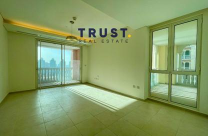Apartment - 2 Bedrooms - 3 Bathrooms for rent in Viva Bahriyah - The Pearl Island - Doha Apartment - 2 Bedrooms - 3 Bathrooms for rent in Viva Bahriyah - The Pearl Island - Doha