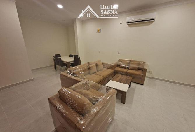 60834435 - Property Image 3