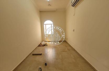 Villa - 1 Bedroom - 1 Bathroom for rent in Umm Al Seneem Street - Ain Khaled - Doha Villa - 1 Bedroom - 1 Bathroom for rent in Umm Al Seneem Street - Ain Khaled - Doha