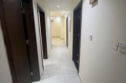 Apartment - 2 Bedrooms - 1 Bathroom for rent in Umm Ghwailina Comm - Umm Ghuwalina - Umm Ghuwailina - Doha Apartment - 2 Bedrooms - 1 Bathroom for rent in Umm Ghwailina Comm - Umm Ghuwalina - Umm Ghuwailina - Doha