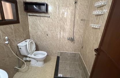 Apartment - 2 Bedrooms - 1 Bathroom for rent in Umm Ghwailina Comm - Umm Ghuwalina - Umm Ghuwailina - Doha