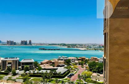 Apartment - 2 Bedrooms - 3 Bathrooms for rent in East Porto Drive - Porto Arabia - The Pearl Island - Doha