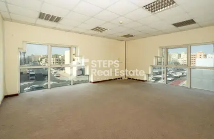 Office Space - Studio - 2 Bathrooms for rent in Najma Street - Najma - Doha Office Space - Studio - 2 Bathrooms for rent in Najma Street - Najma - Doha