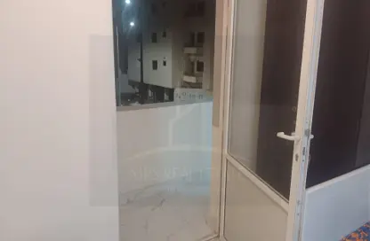 Apartment - 2 Bedrooms - 2 Bathrooms for rent in Salaja Street - Doha Al Jadeed - Doha