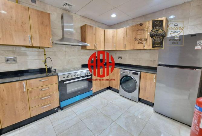 54247640 - صورة العقار 3