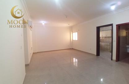 Apartment - 1 Bedroom - 2 Bathrooms for rent in Umm Ghuwailina 4 - Umm Ghuwailina - Doha Apartment - 1 Bedroom - 2 Bathrooms for rent in Umm Ghuwailina 4 - Umm Ghuwailina - Doha