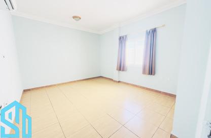 Apartment - 3 Bedrooms - 2 Bathrooms for rent in Al Sadd Road - Al Sadd - Doha