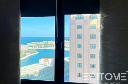 Apartment - 1 Bedroom - 2 Bathrooms for rent in Porto Arabia - The Pearl Island - Doha