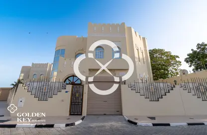 فيلا - 5 غرف نوم - 6 حمامات للايجار في فلل واست باي لاغون - وست باي لاجون - بحيرة وست لاجون - الدوحة
