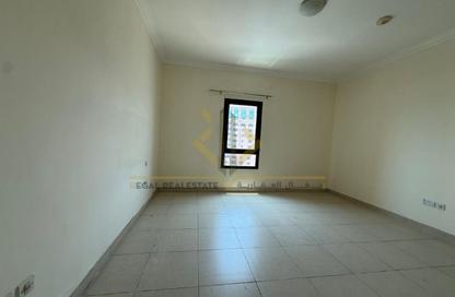 Apartment - 1 Bedroom - 2 Bathrooms for rent in West Porto Drive - Porto Arabia - The Pearl Island - Doha