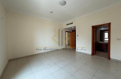 Apartment - 1 Bedroom - 2 Bathrooms for rent in West Porto Drive - Porto Arabia - The Pearl Island - Doha