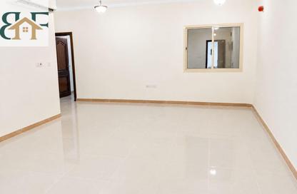 Apartment - 2 Bedrooms - 2 Bathrooms for rent in Al Mansoura - Al Mansoura - Doha