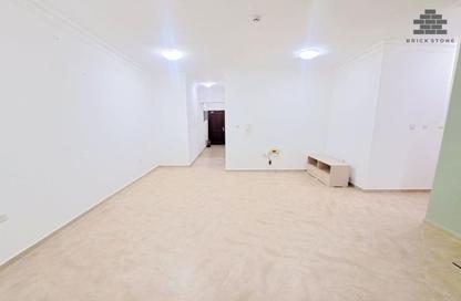 Apartment - 2 - 2 for rent in Muntazah 7 - Al Muntazah - Doha
